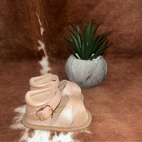 Blush Leather Sandals - Picture 5 of 7